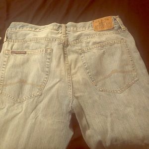 Like new polo jeans